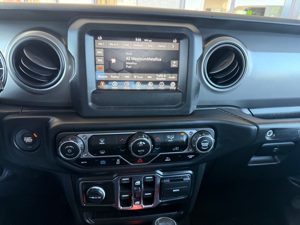 2023 Jeep Wrangler Image 12