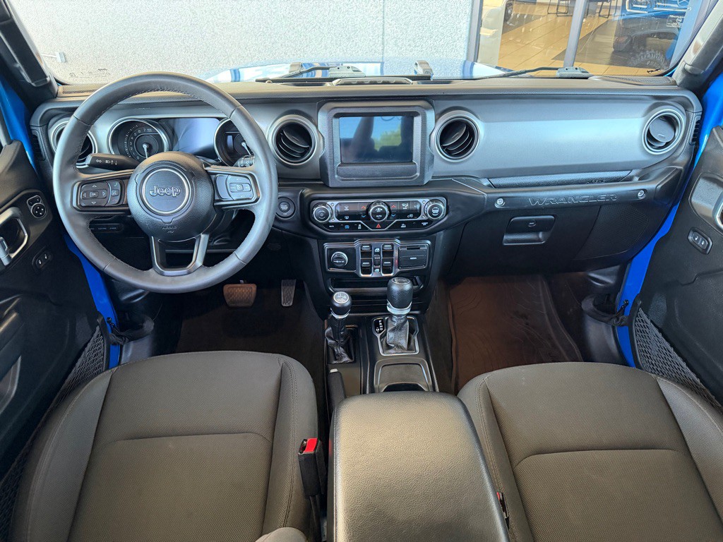 2023 Jeep Wrangler Image 25