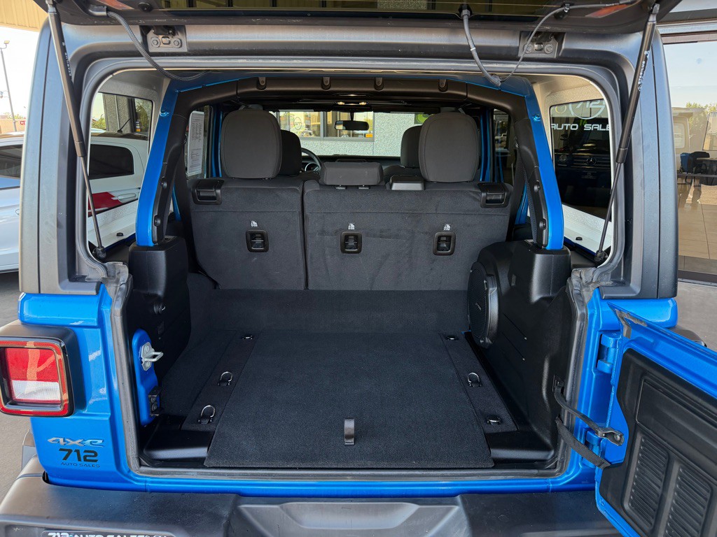 2023 Jeep Wrangler Image 27