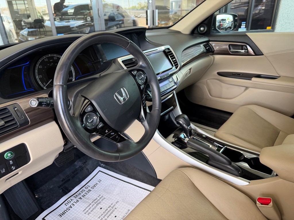 2017 Honda Accord Image 7