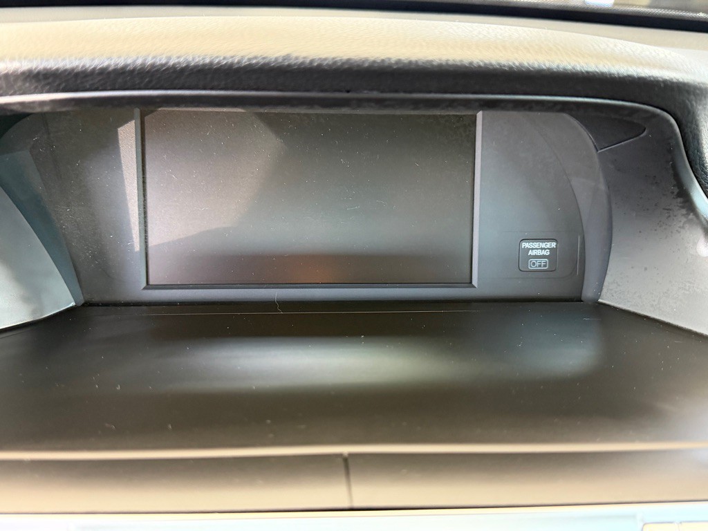 2017 Honda Accord Image 13