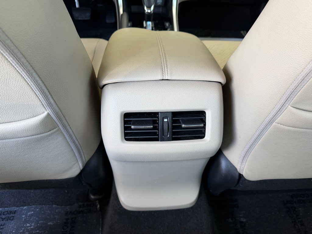 2017 Honda Accord Image 28