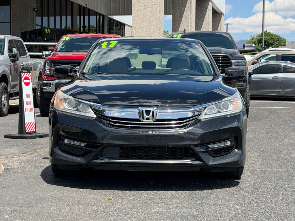 2017 Honda Accord Image 44