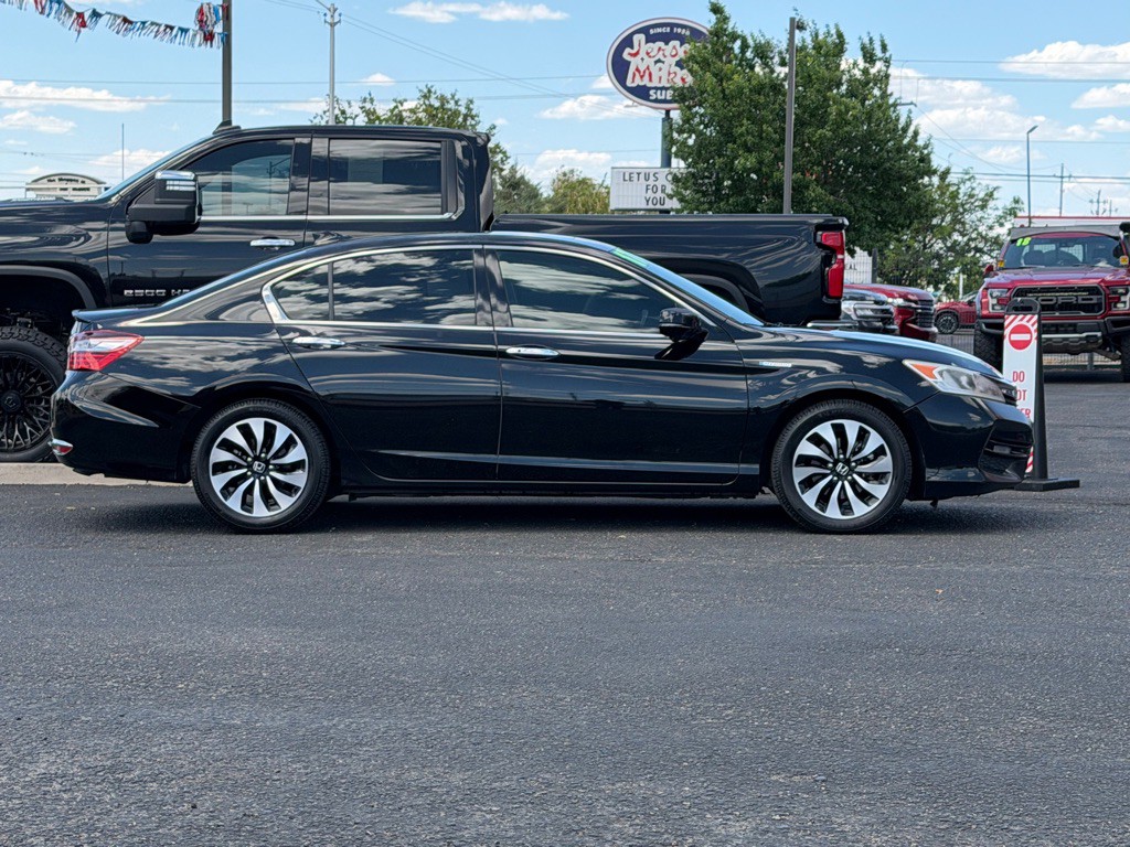 2017 Honda Accord Image 56