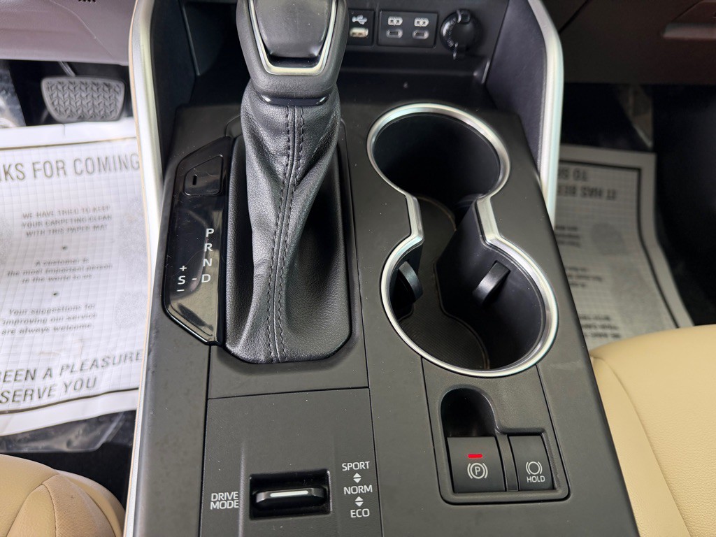 2022 Toyota Highlander Image 15