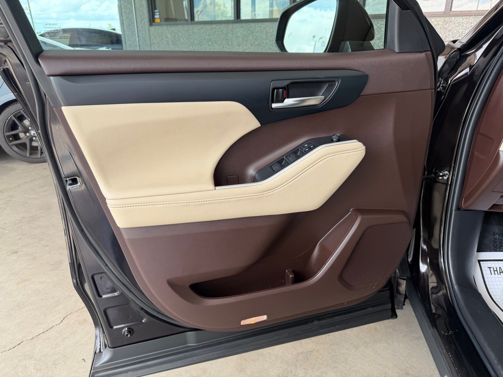 2022 Toyota Highlander Image 19