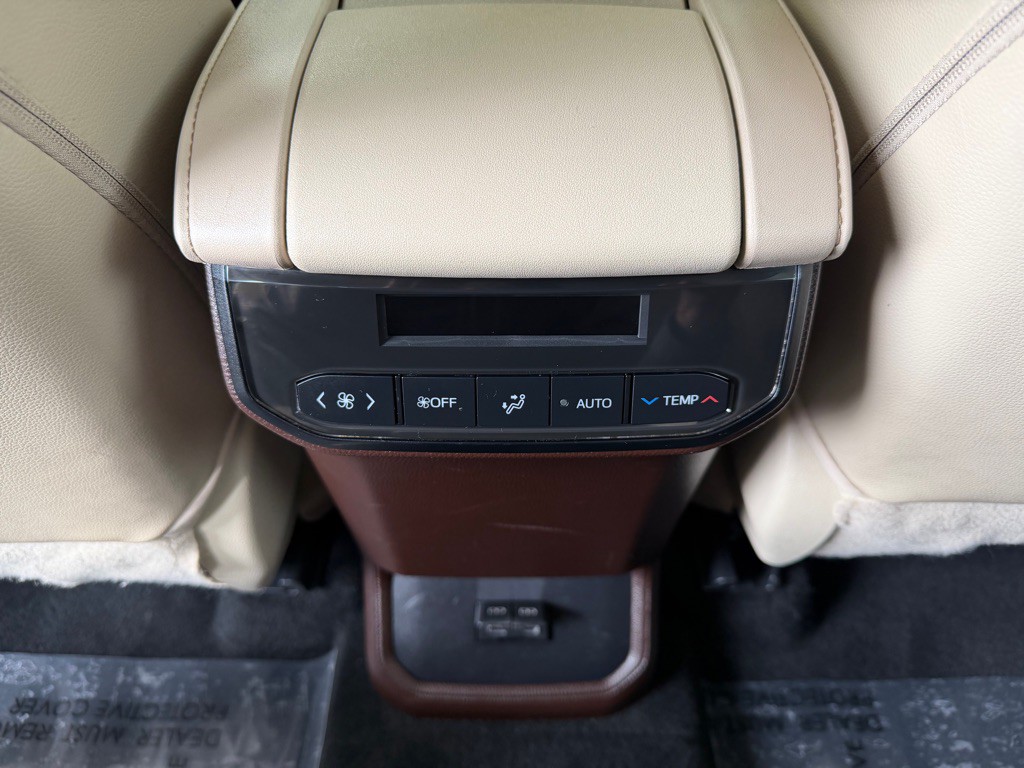 2022 Toyota Highlander Image 24