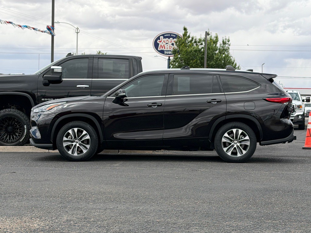 2022 Toyota Highlander Image 46