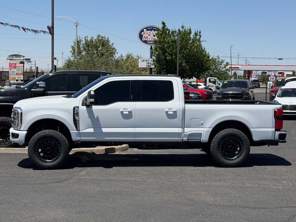 2025 Ford F-250 Image 2
