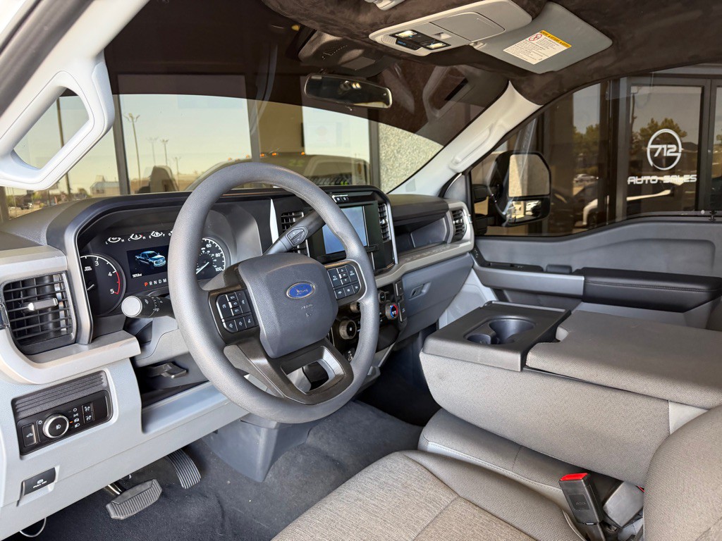 2025 Ford F-250 Image 7