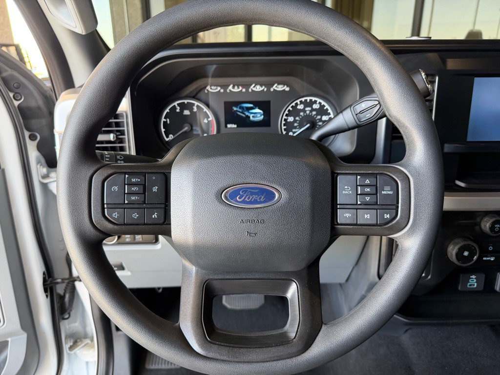 2025 Ford F-250 Image 8