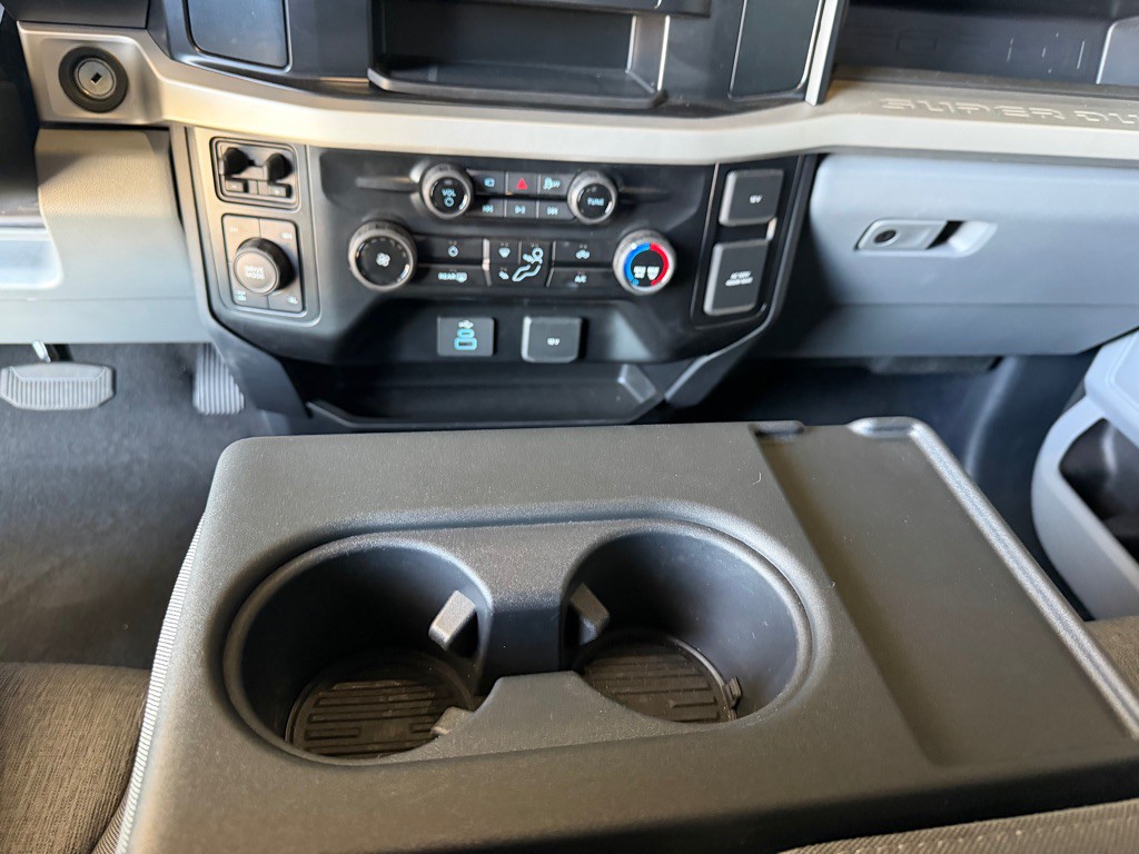 2025 Ford F-250 Image 16
