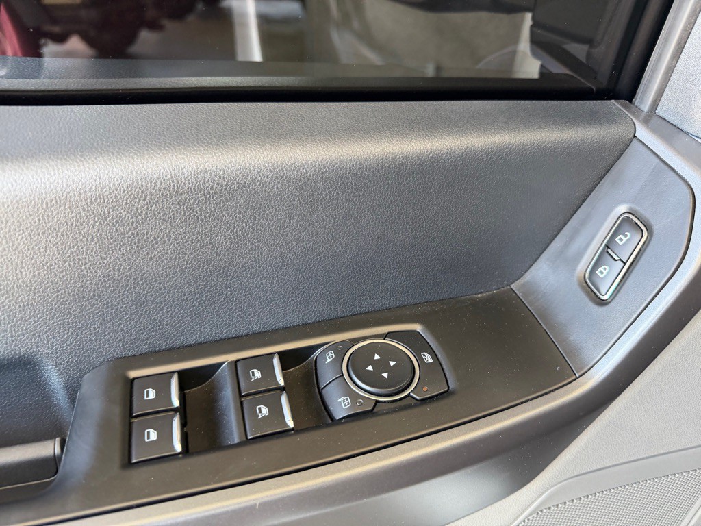 2025 Ford F-250 Image 21