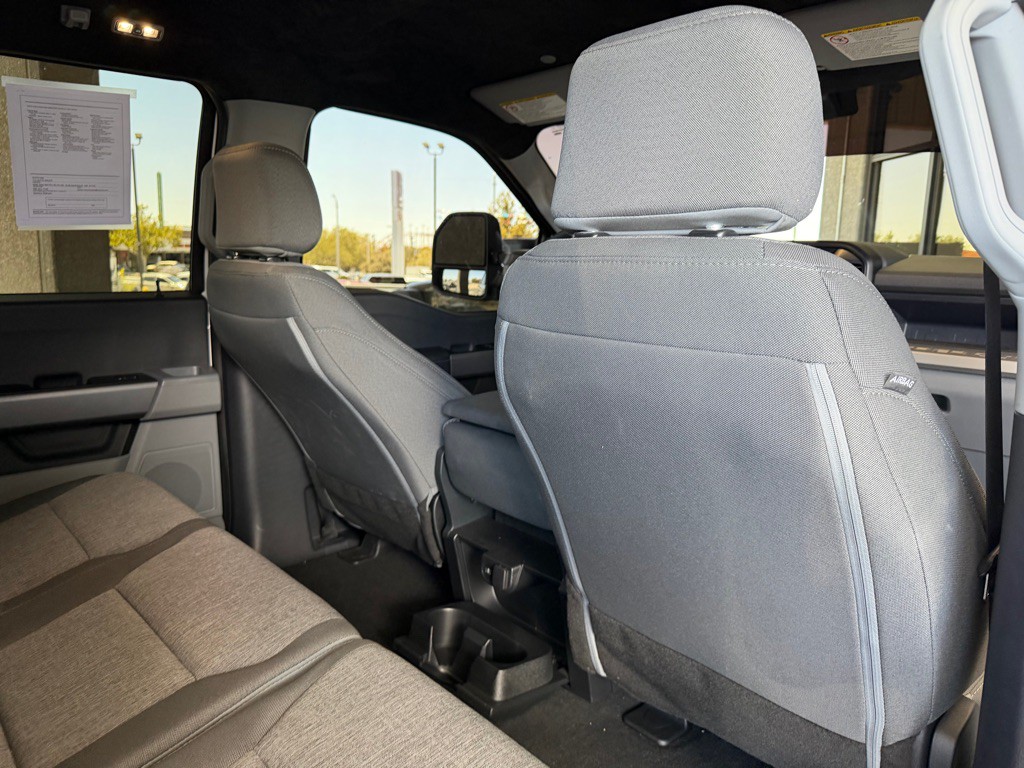 2025 Ford F-250 Image 32