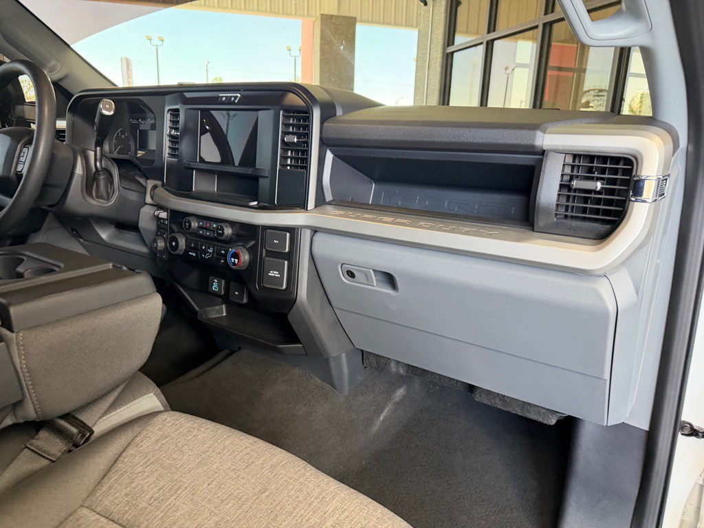 2025 Ford F-250 Image 36