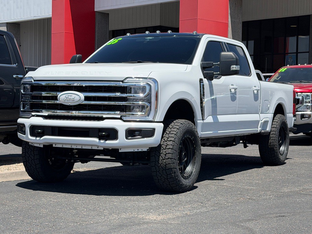2025 Ford F-250 Image 40