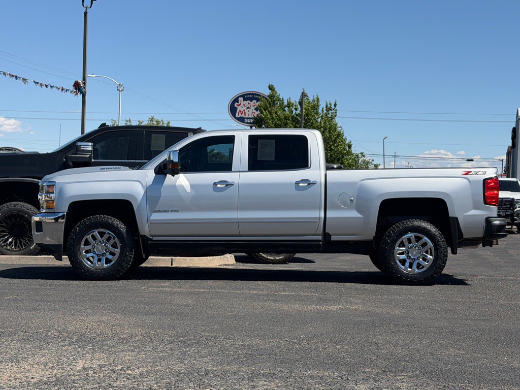 2019 Chevrolet Silverado 1500 Image 42