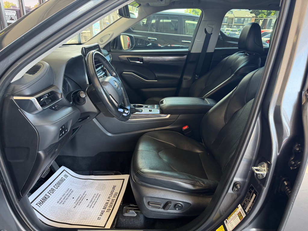2021 Toyota Highlander Image 5