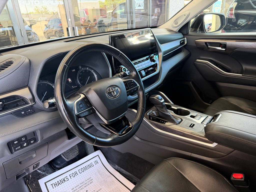 2021 Toyota Highlander Image 7