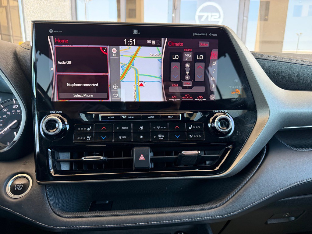 2021 Toyota Highlander Image 12