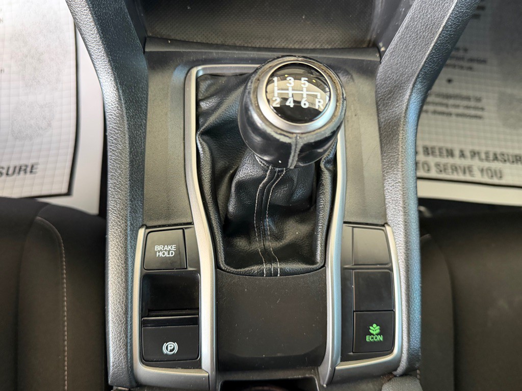 2018 Honda Civic Image 14