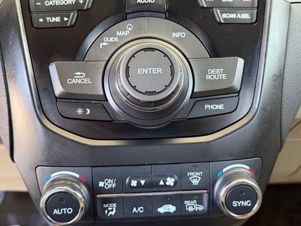 2015 Acura RDX Image 16