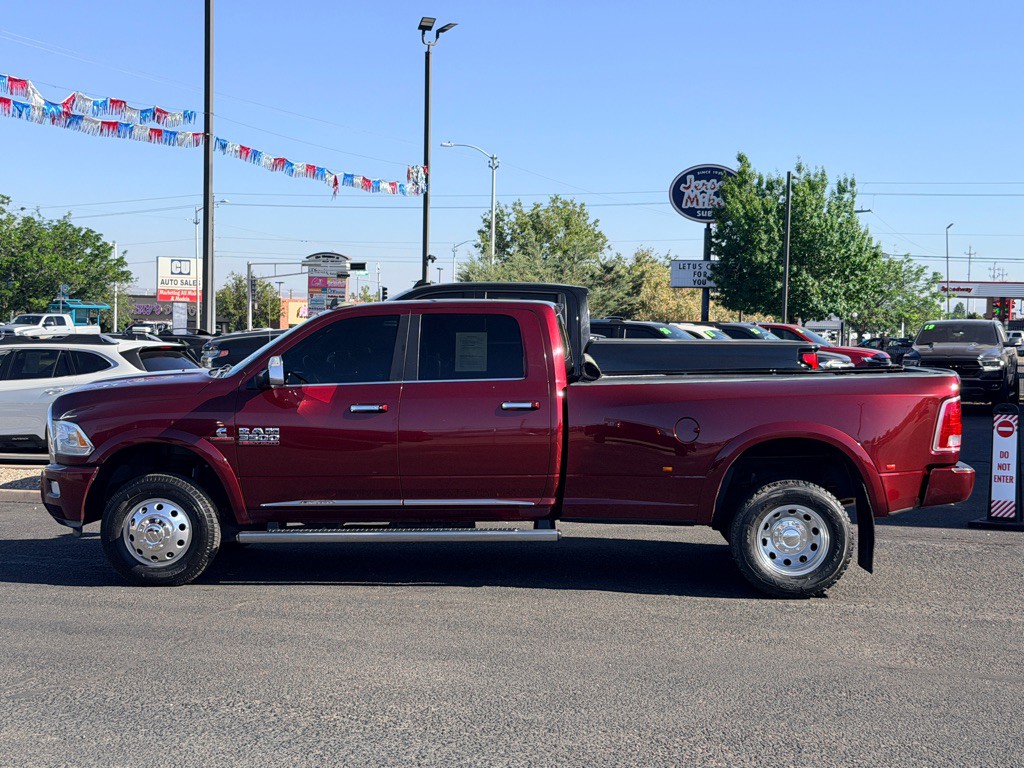 2016 RAM 3500 Image 2