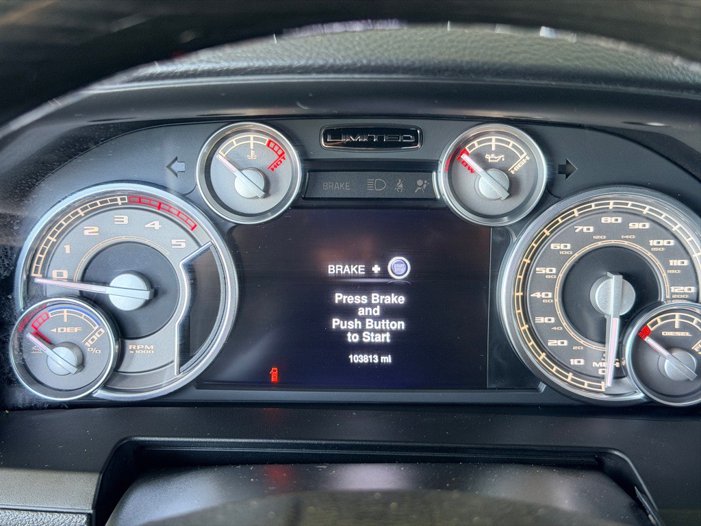 2016 RAM 3500 Image 11