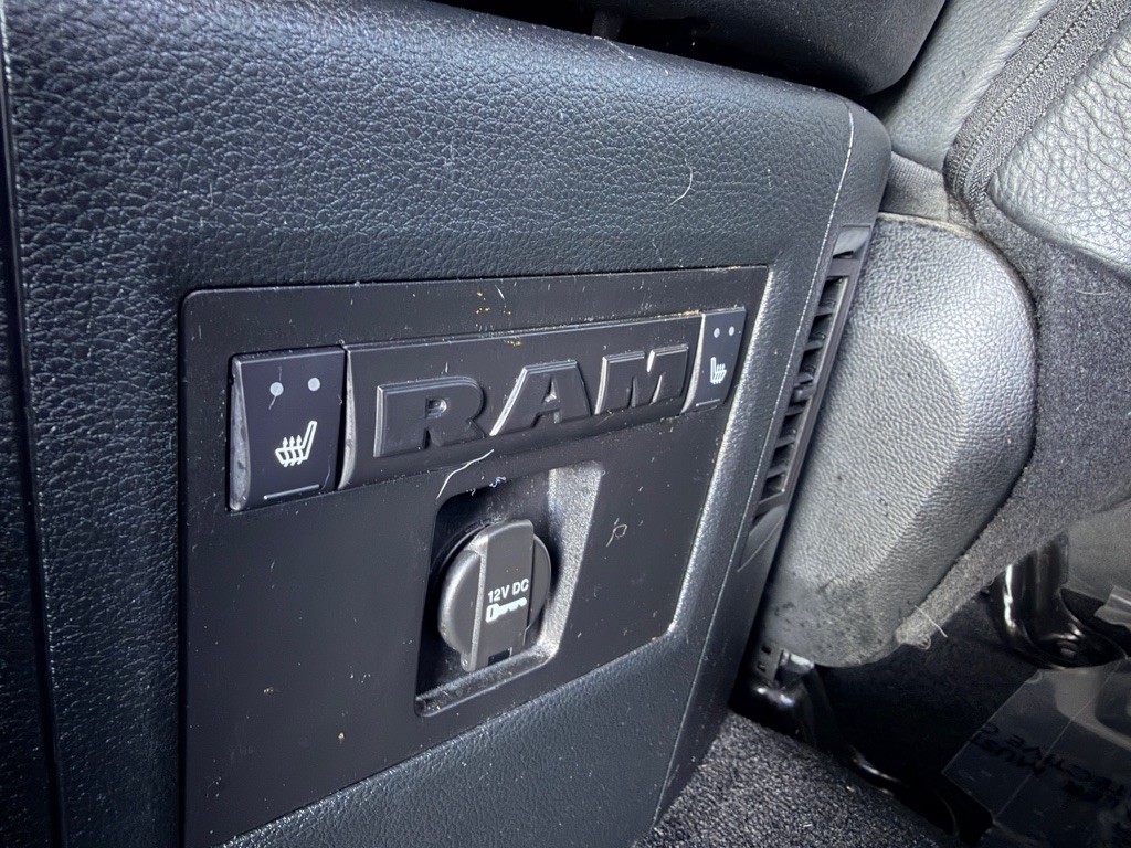 2016 RAM 3500 Image 22