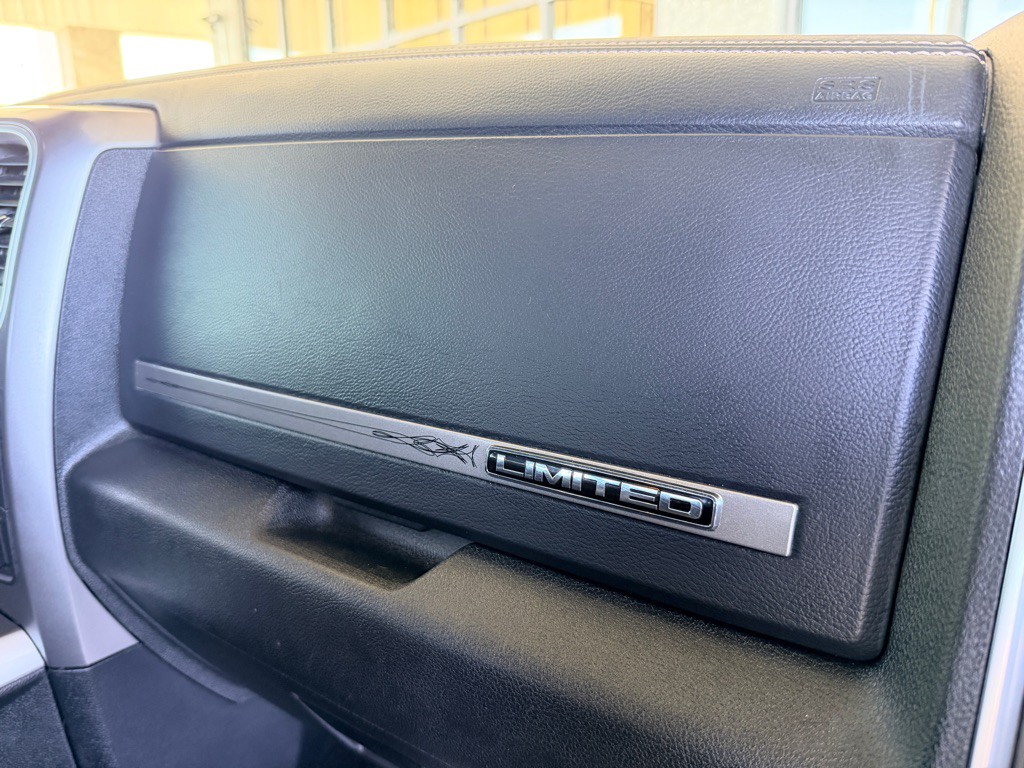 2016 RAM 3500 Image 30