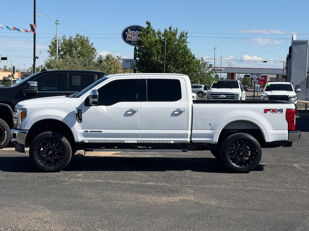 2017 Ford F-350 Image 2
