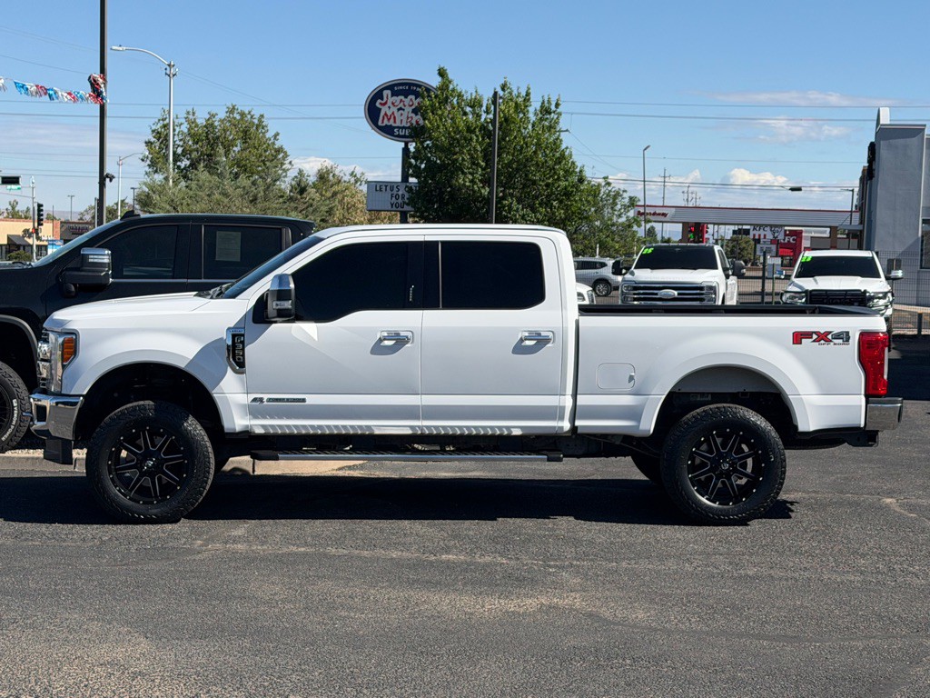 2017 Ford F-350 Image 41