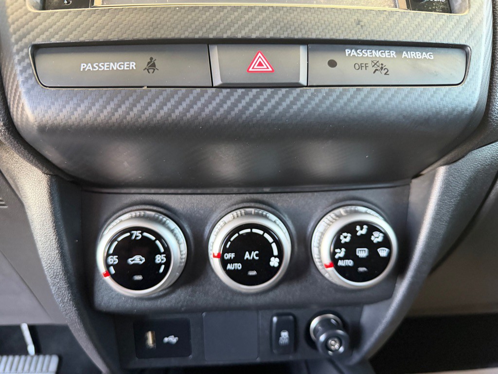 2024 Mitsubishi Outlander Image 15