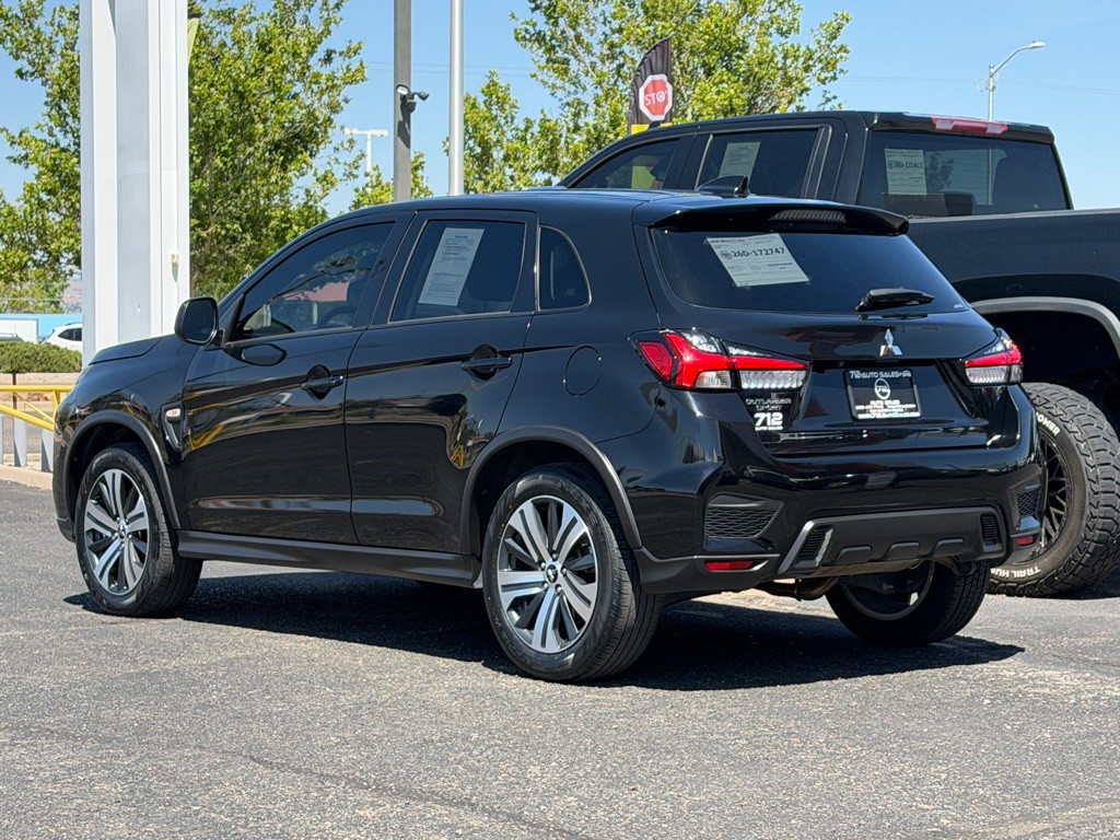 2024 Mitsubishi Outlander Image 44