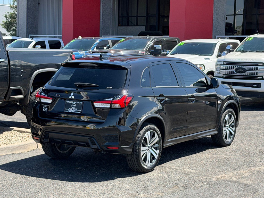 2024 Mitsubishi Outlander Image 47
