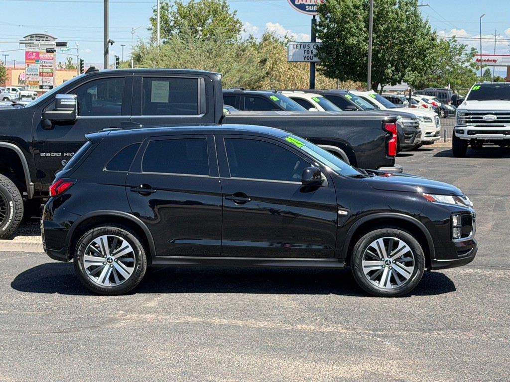 2024 Mitsubishi Outlander Image 49