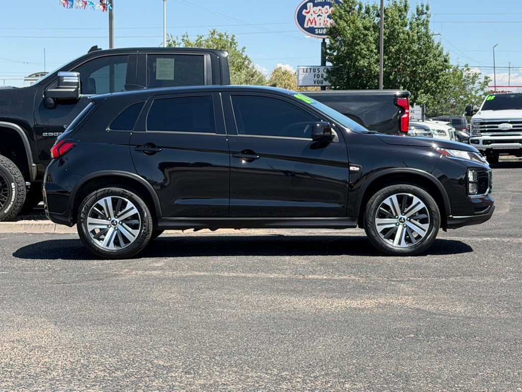 2024 Mitsubishi Outlander Image 50