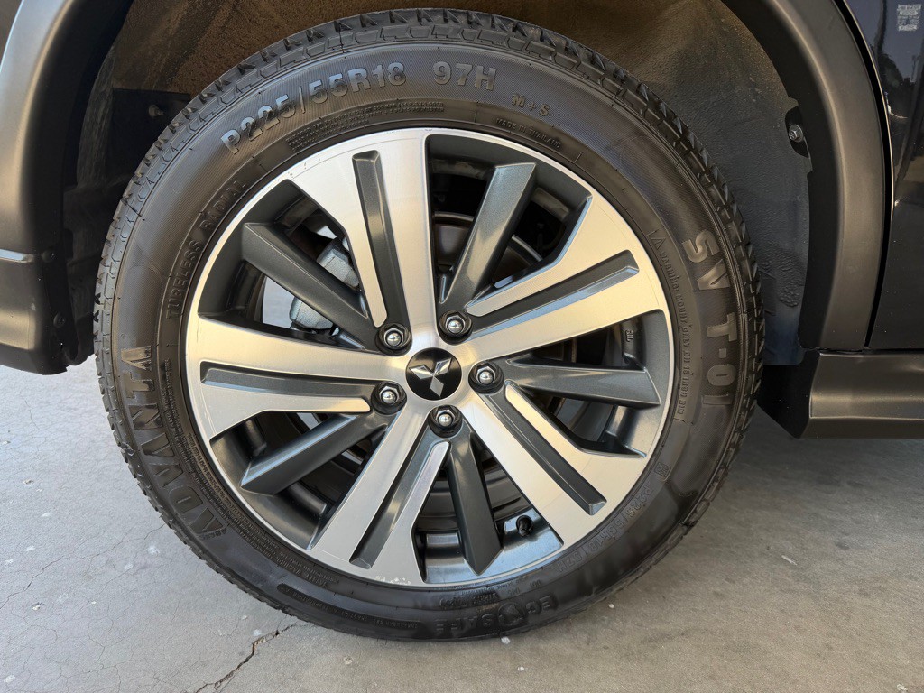 2024 Mitsubishi Outlander Image 56