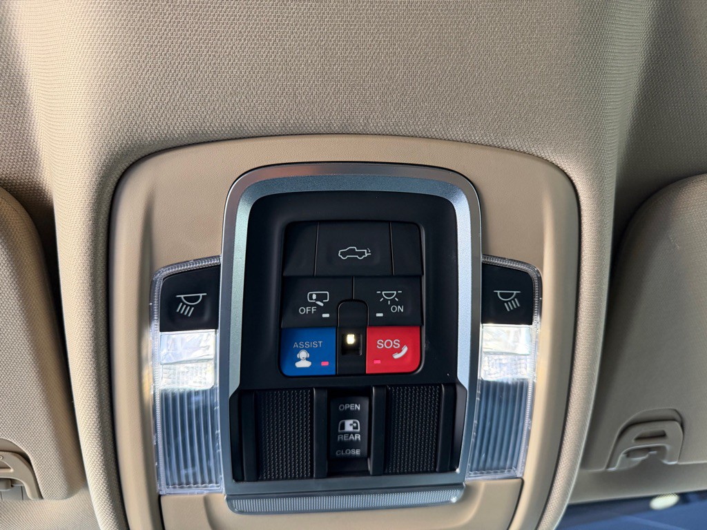 2021 RAM 1500 Image 17