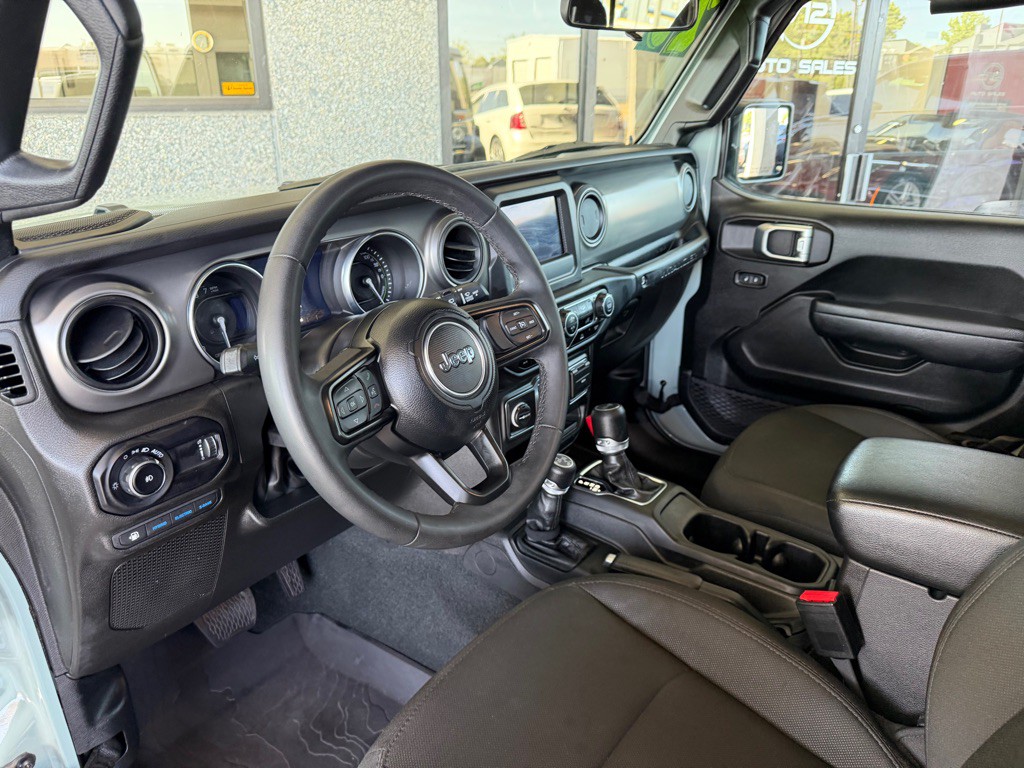 2023 Jeep Wrangler Image 7