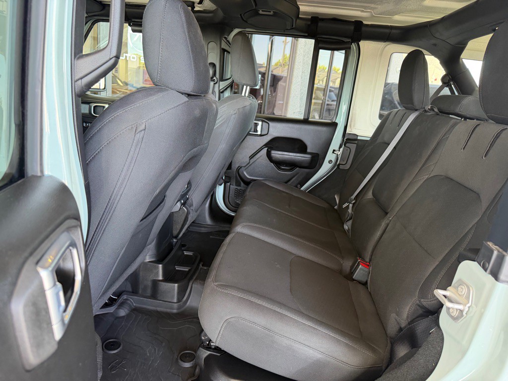 2023 Jeep Wrangler Image 20