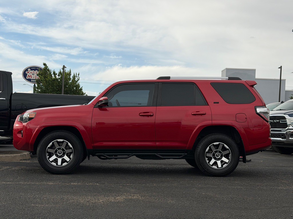 2021 Toyota 4Runner Image 44