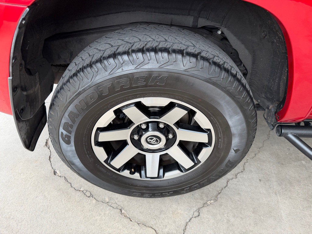 2021 Toyota 4Runner Image 52