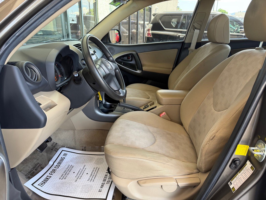 2011 Toyota Rav4 Image 5