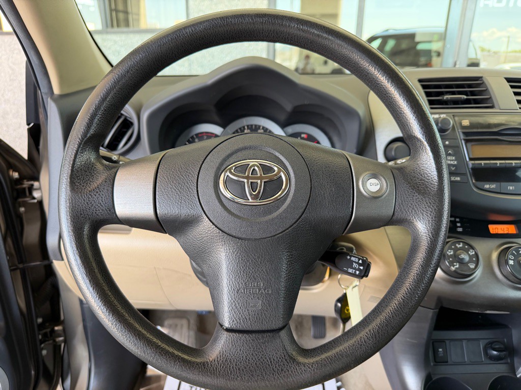 2011 Toyota Rav4 Image 8