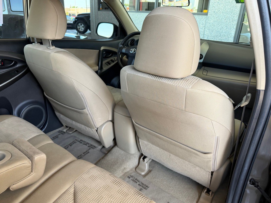 2011 Toyota Rav4 Image 26