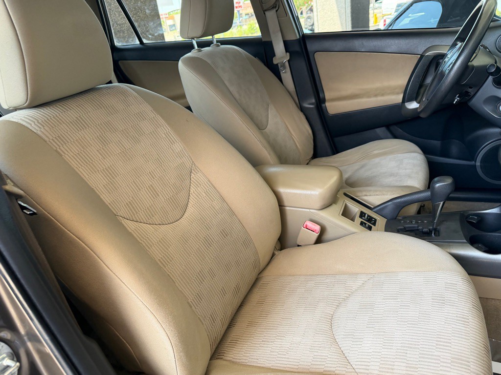 2011 Toyota Rav4 Image 29