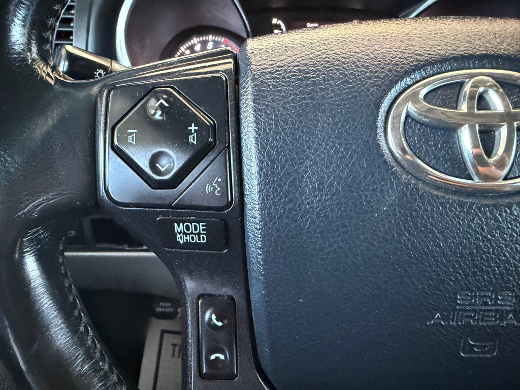 2018 Toyota Sequoia Image 9