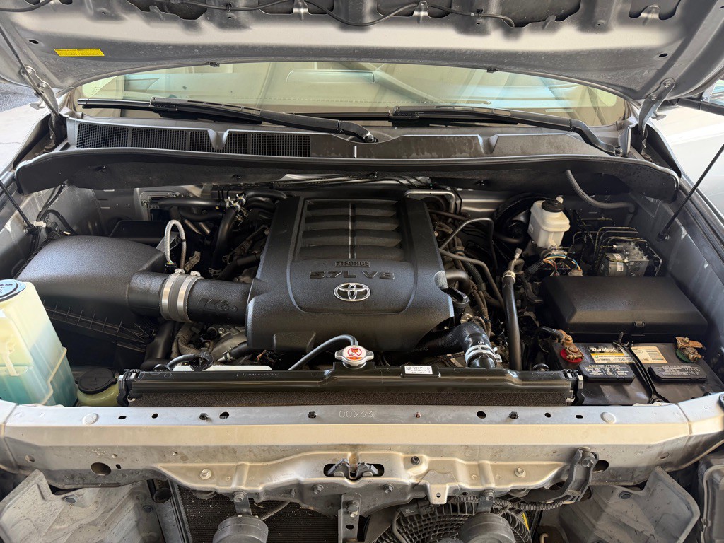2018 Toyota Sequoia Image 59