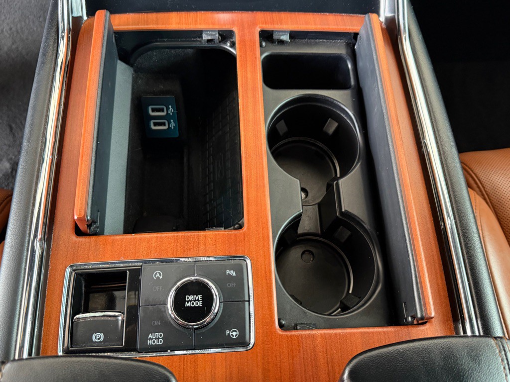 2018 Lincoln Navigator Image 18